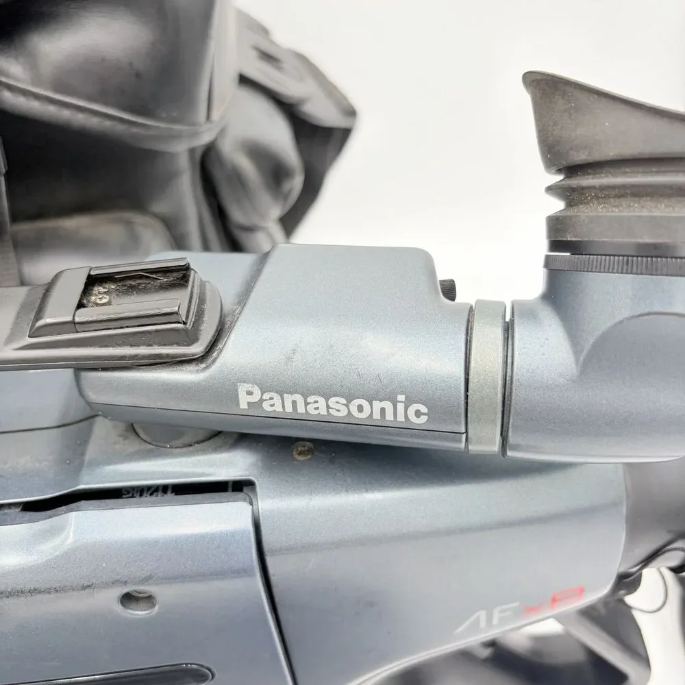 PANASONIC PV-700 OmniMovie VHS HQ AFx8 CAMCORDER Tested Playback w Case